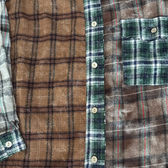 Oli & Hali Flannel button down - Picture 2 of 3